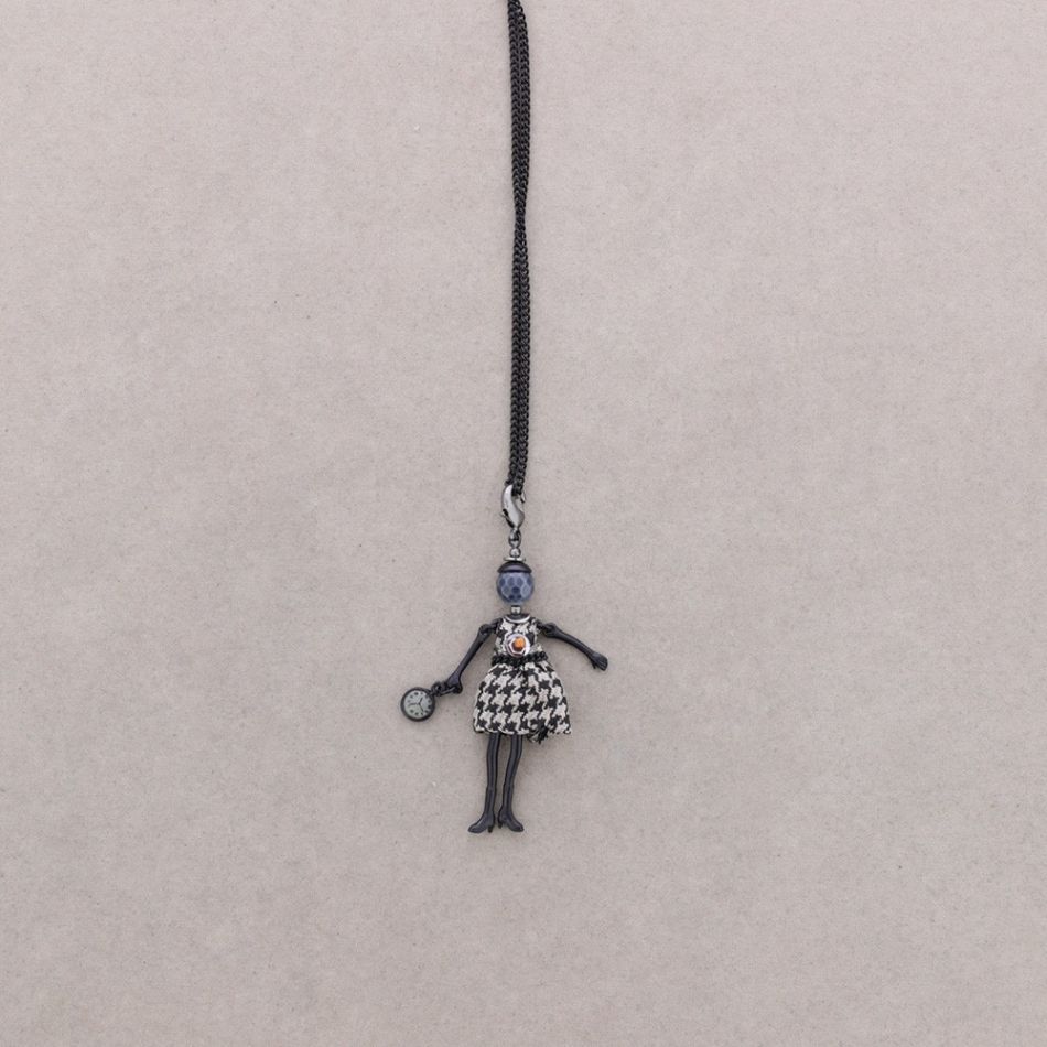 PENDANT SHORT NECKLACE DOLL