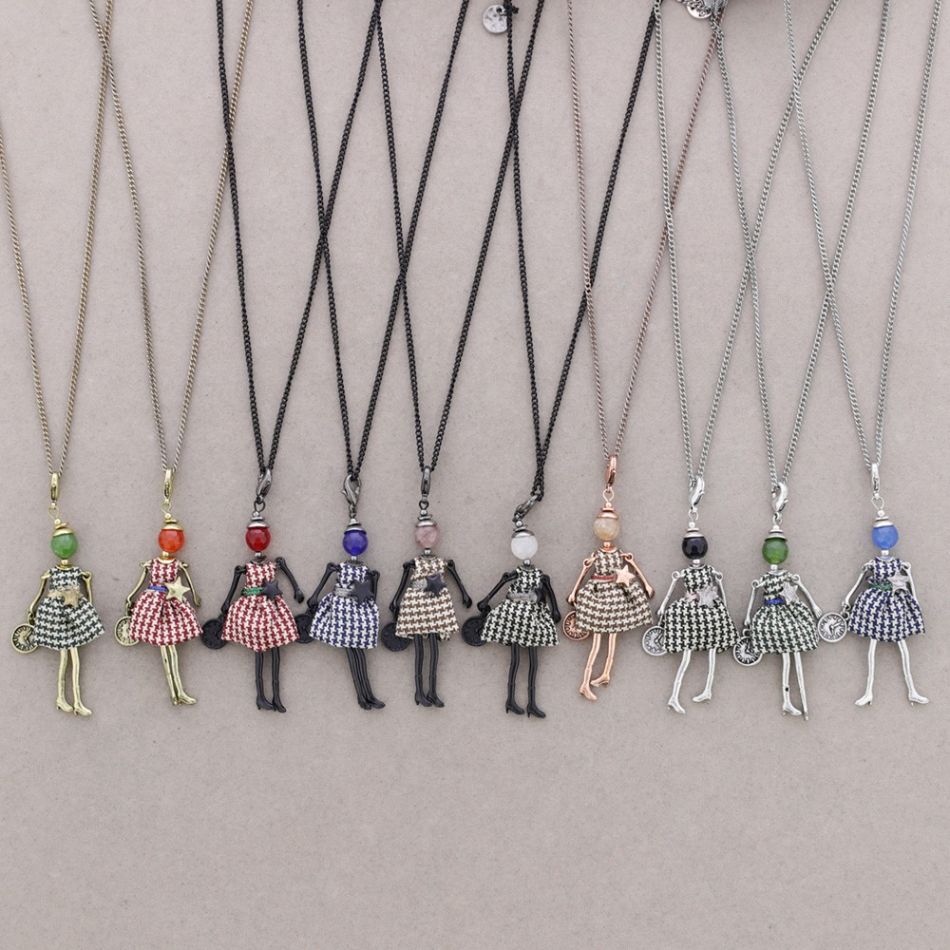 PENDANT DOLL SHORT NECKLACE