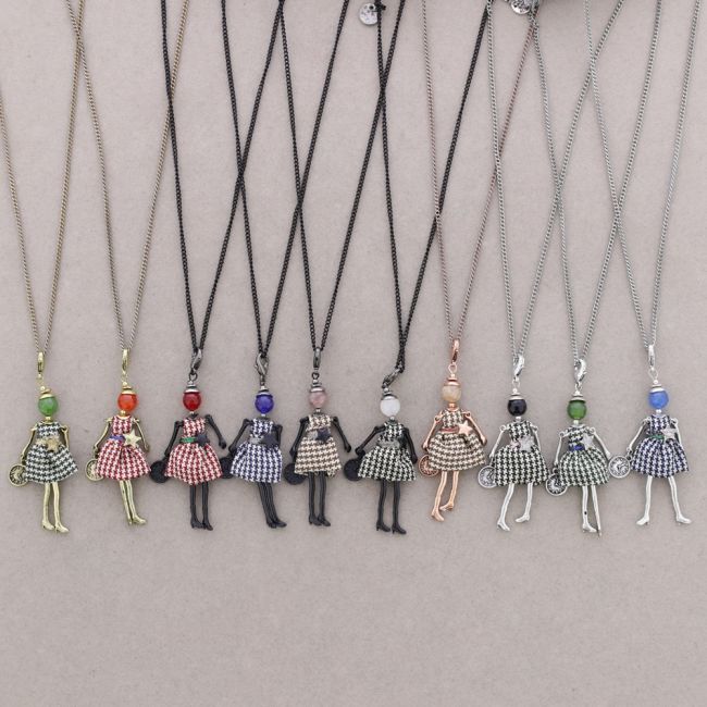 PENDANT DOLL SHORT NECKLACE