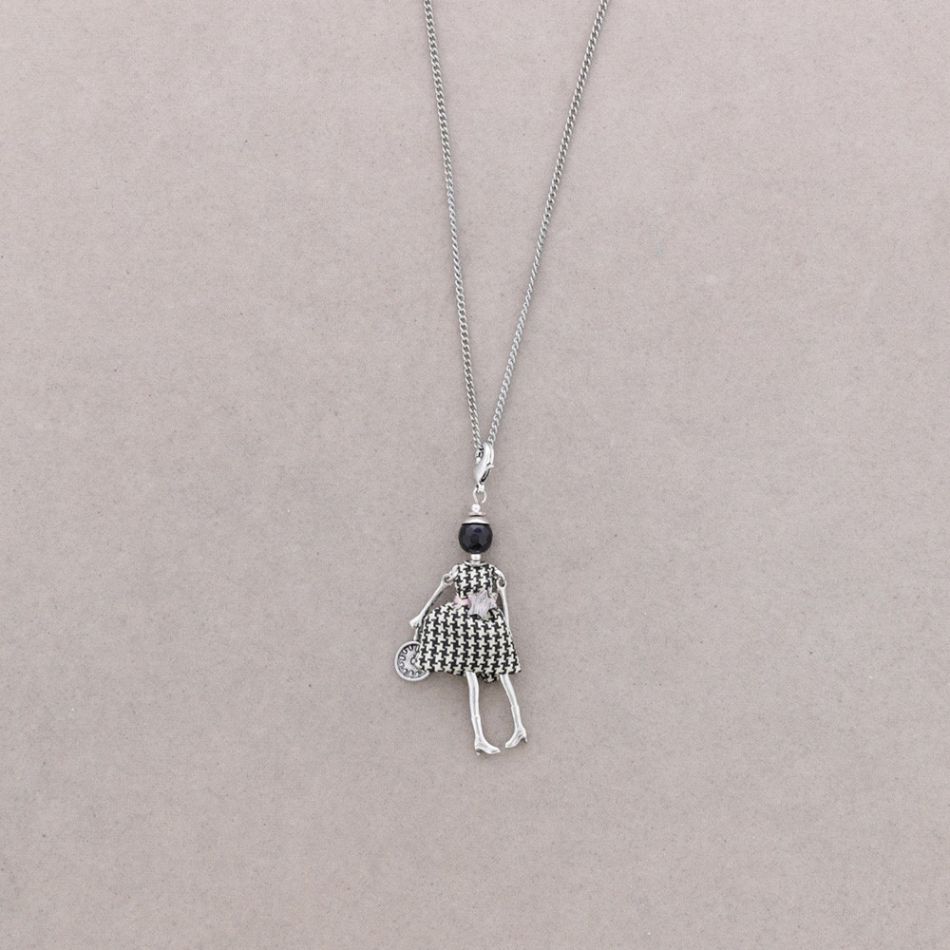 PENDANT DOLL SHORT NECKLACE