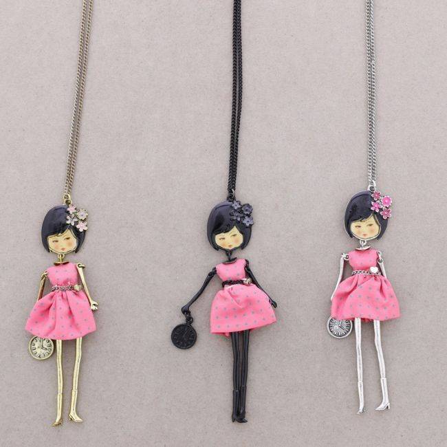 COLLAR LARGO COLG. MUÑECA CARINA