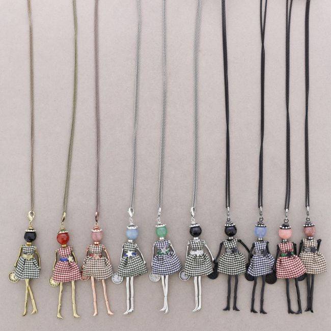 LONG PENDANT NECKLACE DOLL