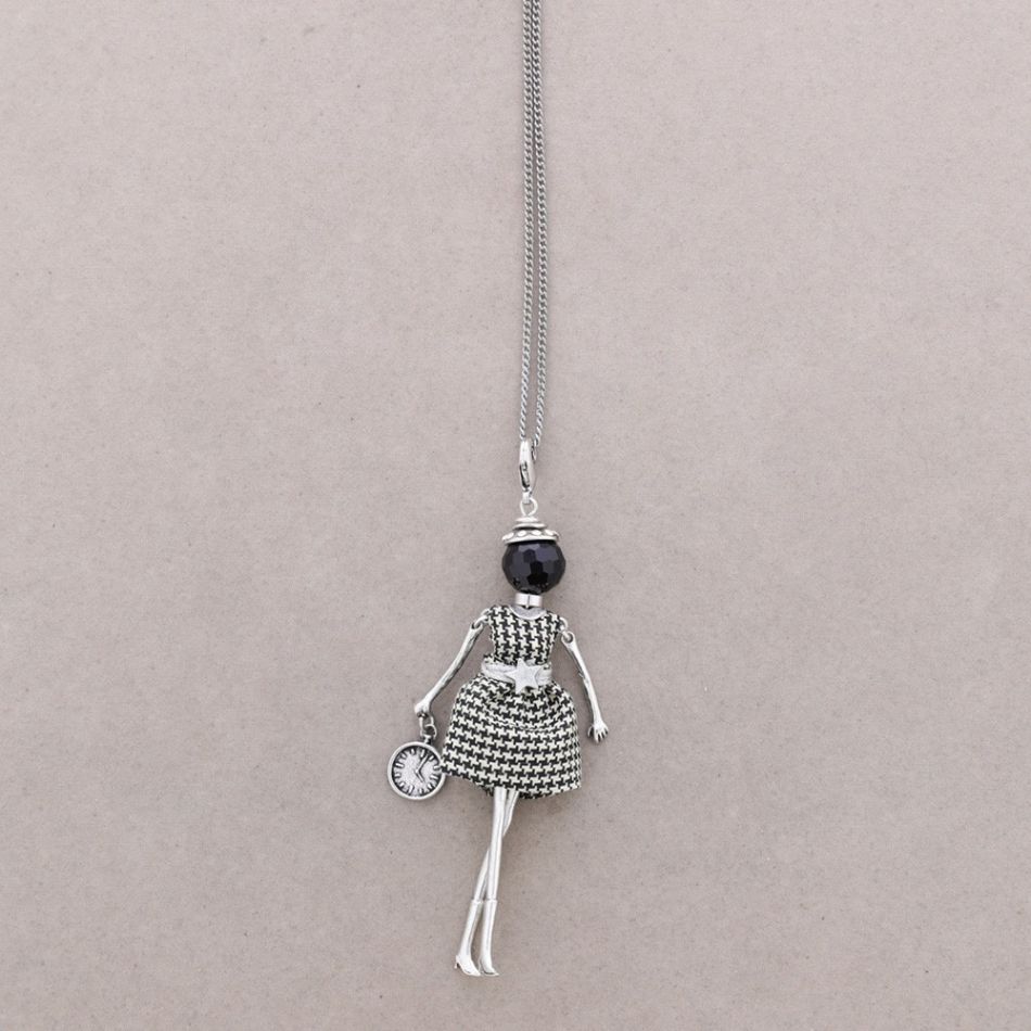 LONG PENDANT NECKLACE DOLL