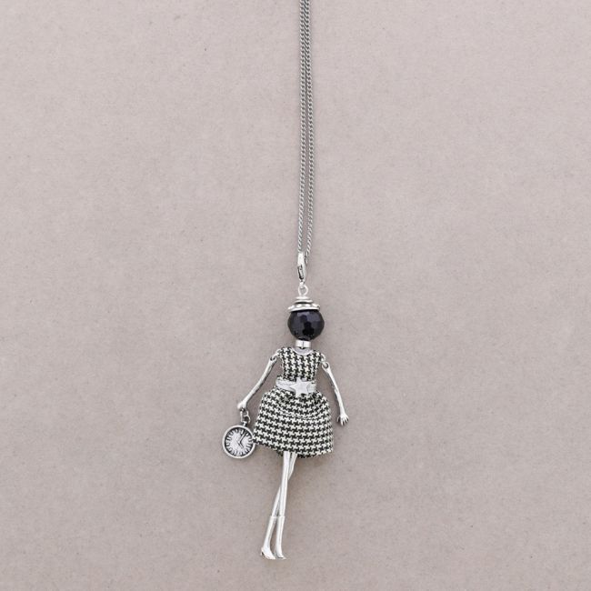 LONG PENDANT NECKLACE DOLL