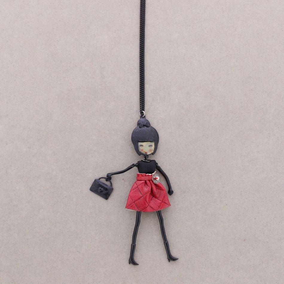 LONG PENDANT NECKLACE CARINE DOLL