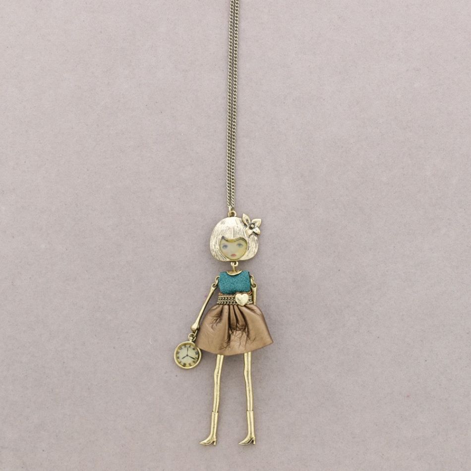 COLLAR LARGO COLG. MUÑECA CARINA