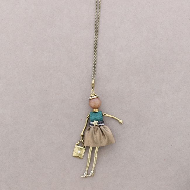 LONG PENDANT NECKLACE DOLL