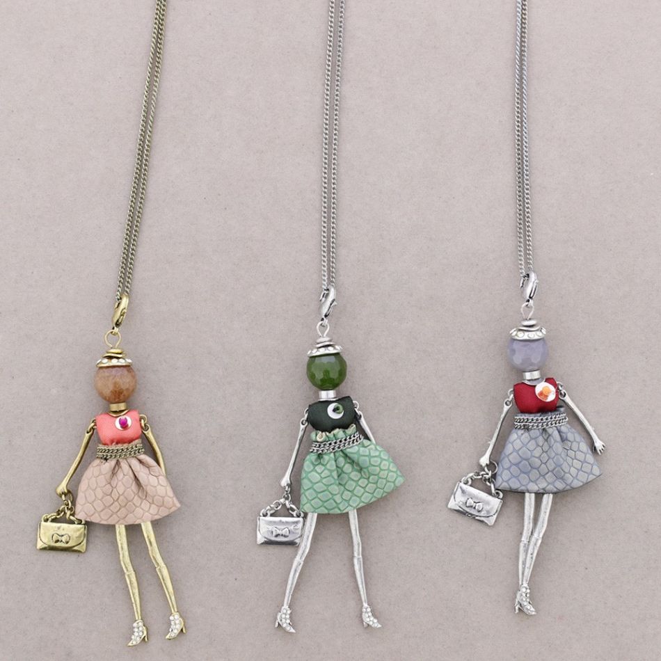 COLLAR LARGO COLG. MUÑECA