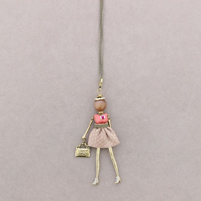 LONG PENDANT NECKLACE DOLL
