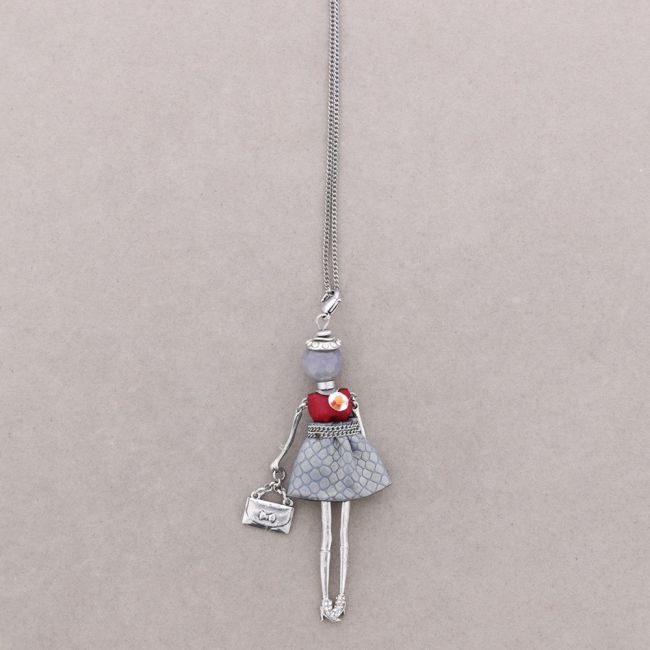 LONG PENDANT NECKLACE DOLL