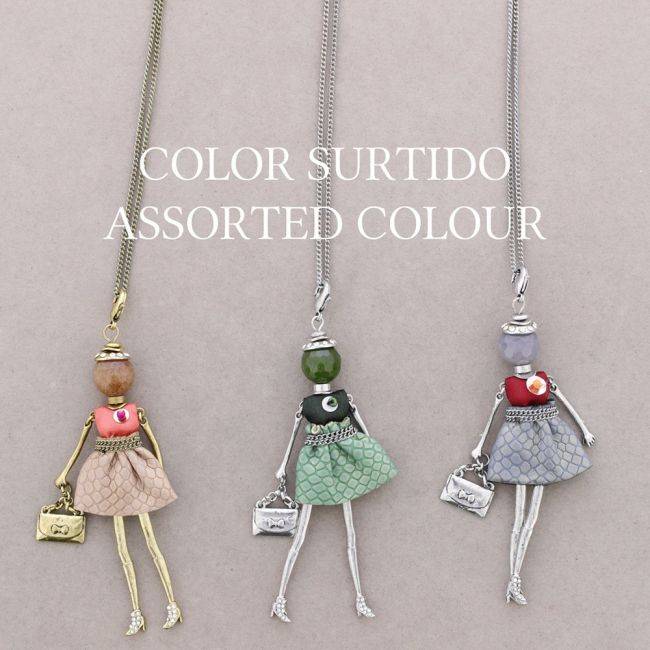 LONG PENDANT NECKLACE DOLL