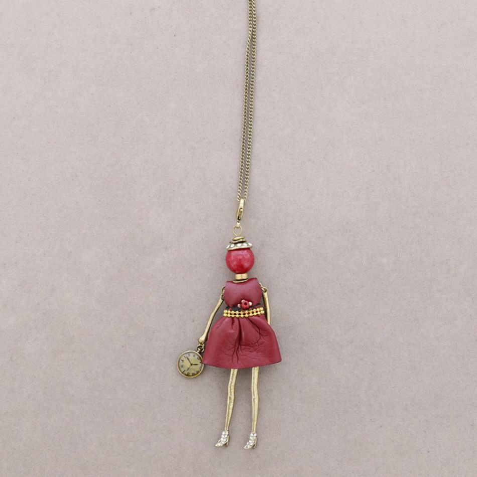 LONG PENDANT NECKLACE DOLL