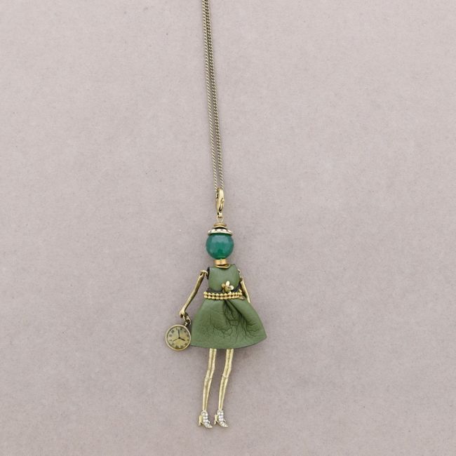 LONG PENDANT NECKLACE DOLL
