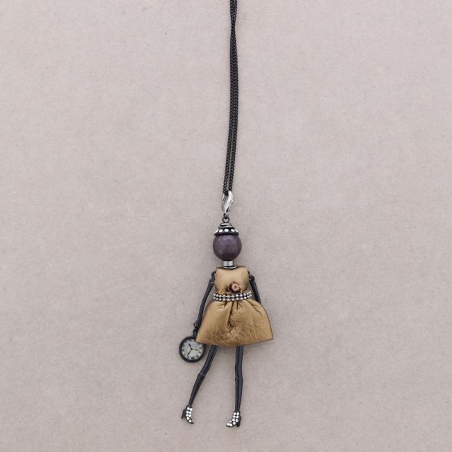 LONG PENDANT NECKLACE DOLL