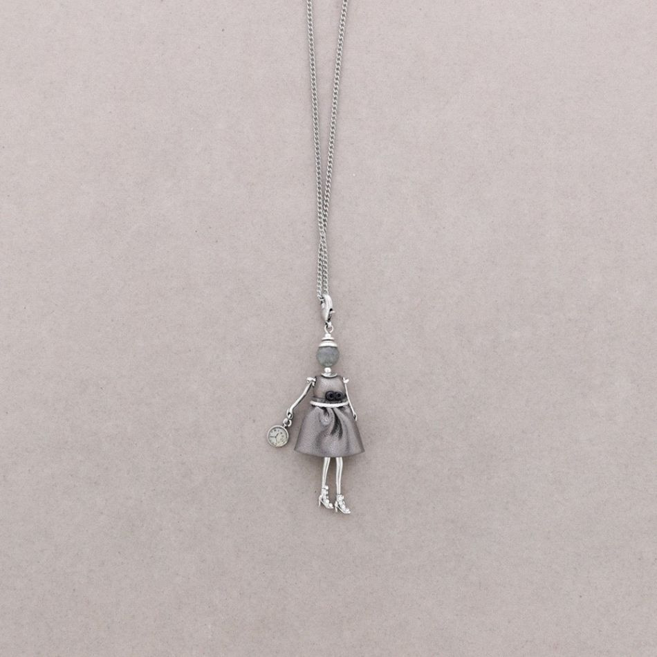 PENDANT SHORT NECKLACE DOLL